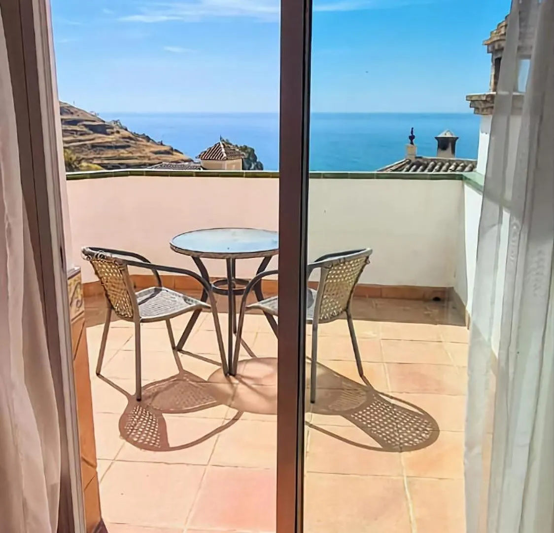 Nerja Villas Tamango Hill Silhouse