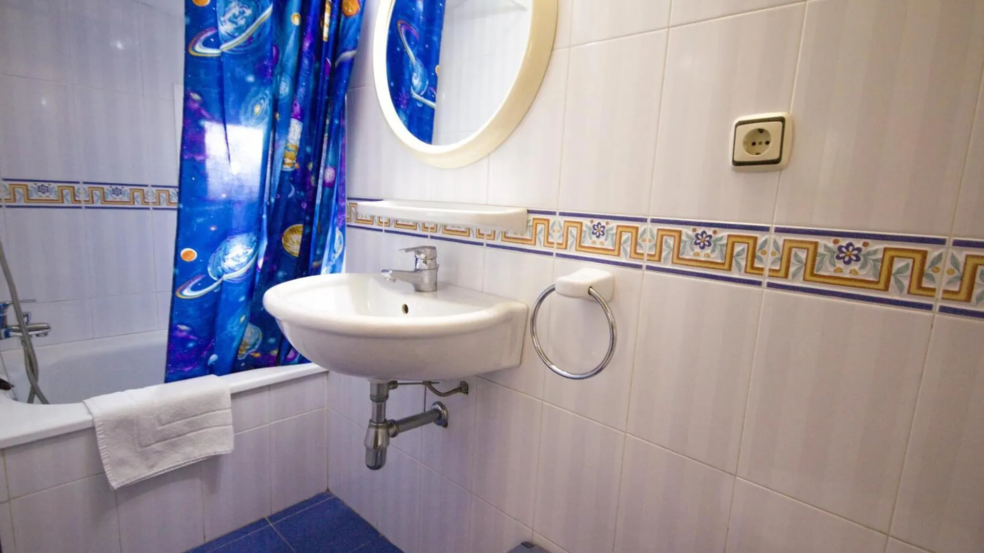 Nerja Villas Tamango Hill Silhouse